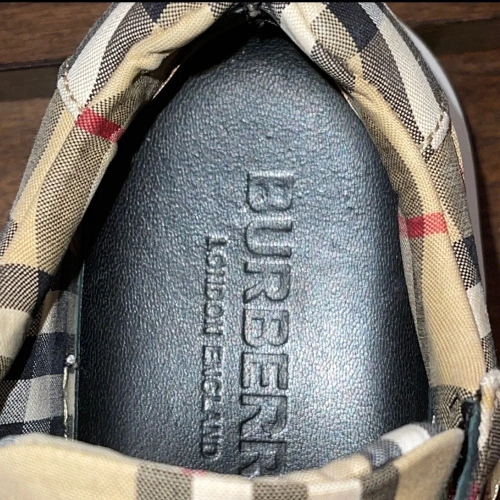 Burberry overall great